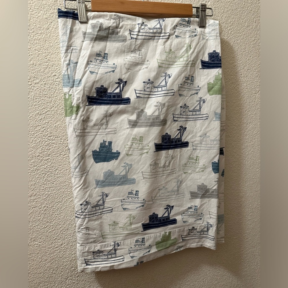Pottery Barn Kids Flat Sheet Nautical Easton Tug Boat Print 100% Cotton Sz Twin